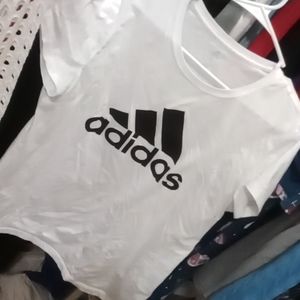 Adidas tee